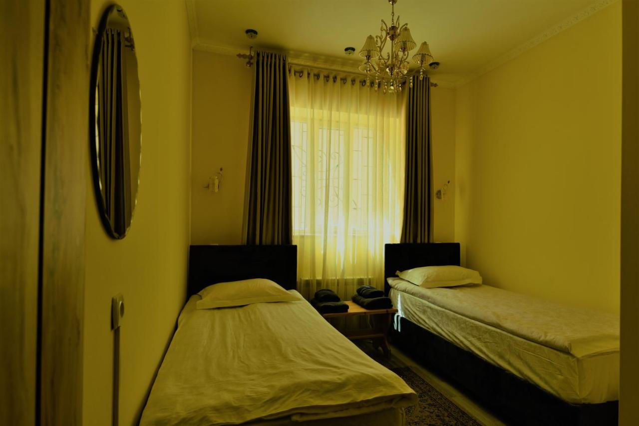 Jamilya'S B&B Guest House 卡拉科尔 外观 照片