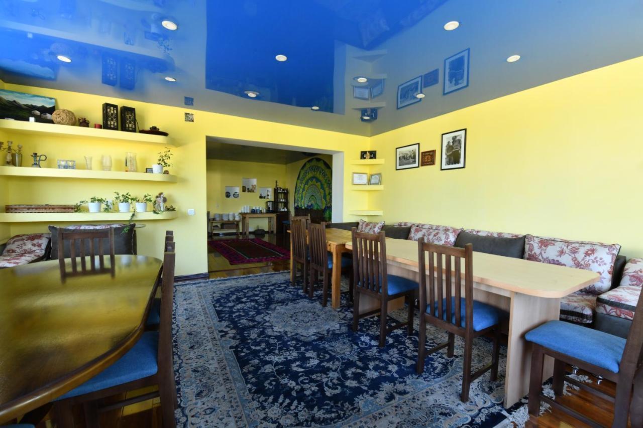 Jamilya'S B&B Guest House 卡拉科尔 外观 照片